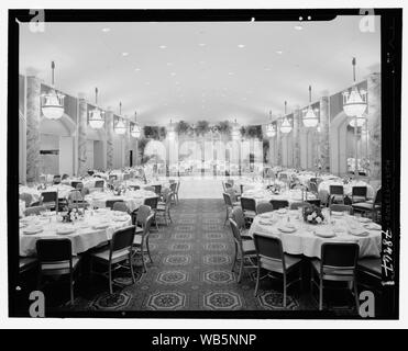 Essex House, colonnati. Abstract/medio: Collezione Gottscho-Schleisner Foto Stock