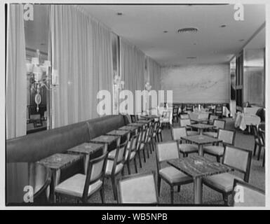 Essex House, W. 59th Street, New York City. Abstract/medio: Collezione Gottscho-Schleisner Foto Stock