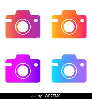 Icona Fotocamera nella trendy in stile appartamento. Il vettore gradiente di colore fresco set. Illustrazione isolato su sfondo bianco. Illustrazione Vettoriale