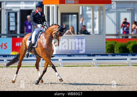 Rotterdam. Paesi Bassi. Il 24 agosto 2019. Gareth Hughes (GBR) equitazione Briolinca classico nel FEI Grand Prix offerte presso il FEI Longines Campionati Europei. Dressage. Credit Elli Birch/SIP Agenzia fotografica/Alamy live news. Foto Stock