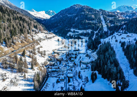 La Plagne dal di sopra nelle Alpi francesi Foto Stock