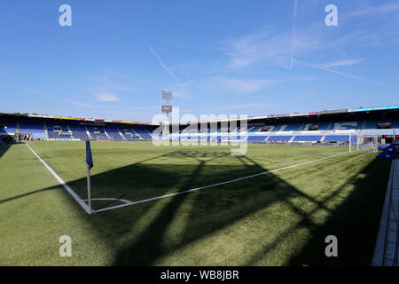 Zwolle, Paesi Bassi. 25 Ago, 2019. ZWOLLE, 25-08-2019, MAC3Park Stadium, stagione 2019/2020, olandese Eredivisie, panoramica dello stadio durante la partita PEC Zwolle - Sparta Rotterdam Credito: Pro scatti/Alamy Live News Foto Stock