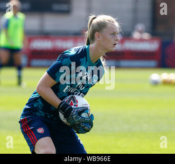 Boreham Wood, Regno Unito. 25 Ago, 2019. BOREHAMWOOD, Inghilterra - AGOSTO25: Fran Stenson di Arsenal durante la partita amichevole tra le donne di Arsenal e Tottenham Hotspur a Prato Park Stadium il 25 agosto 2019 in Boreham Wood, Inghilterra azione di Credito Foto donne Credit: Azione Foto Sport/Alamy Live News Foto Stock
