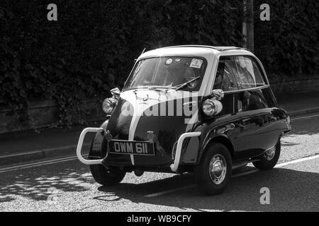 OWM611 BMW isetta bubble auto in Ormskirk Motorfest 2019 Foto Stock