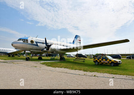 Ilyushin IL-14T aereo, Aeropark è un open-air aviation museum accanto a Piazza Ferenc Liszt International Airport, Budapest, Ungheria Magyarország, Europa Foto Stock