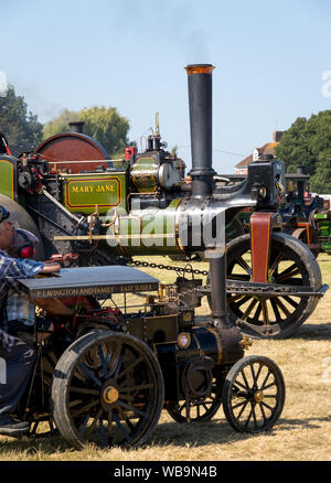 Hellingly, East Sussex Regno Unito. 25 ago 2019. Festival dei trasporti. Vintage trattori a vapore. Foto Stock