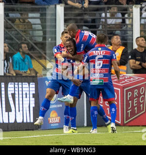 Il Santos, Brasile. 25 Ago, 2019. 0 al tempo di emisaturazione. Credito: Richard Callis/FotoArena/Alamy Live News Foto Stock