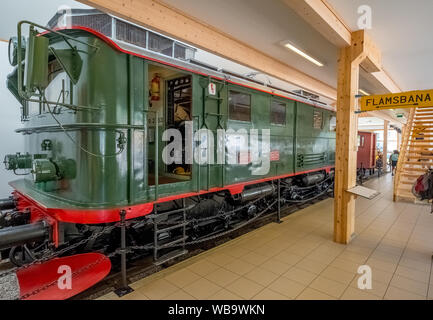 Museo storico, carro, treno, Flåmsbana, La Flam Railway, Flamsban Station, stazione ferroviaria, Sogn og Fjordane, Norvegia, Scandinavia, Europa, Flåm, n. Foto Stock