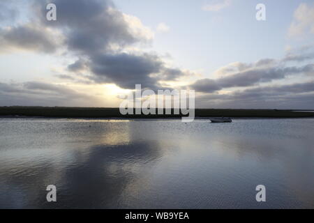 Tramonto al porto di San Clemente del Tuyu, Buenos Aires, Argentina Foto Stock