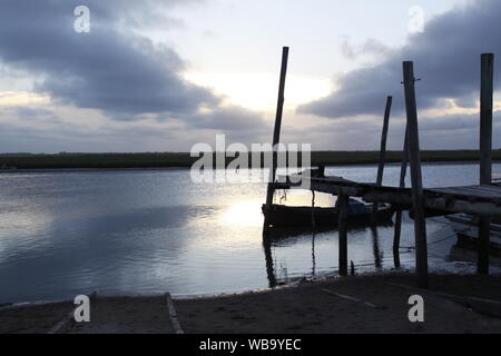 Tramonto al porto di San Clemente del Tuyu, Buenos Aires, Argentina Foto Stock