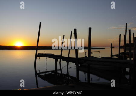 Tramonto al porto di San Clemente del Tuyu, Buenos Aires, Argentina Foto Stock