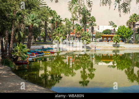 Huacachina oasi nel deserto, Ica, Perù Foto Stock