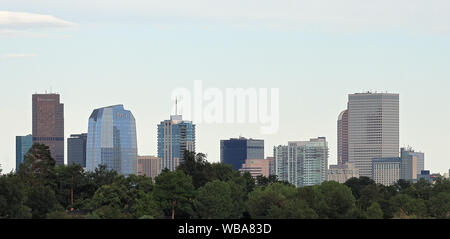 Centro di Denver, Colorado, dalla Sloan lago al tramonto Foto Stock