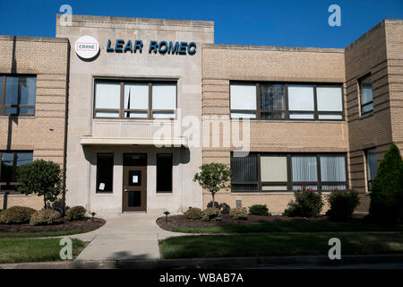 Un logo segno al di fuori della sede di Lear Romec, una filiale della società di gru, in Elyria, Ohio, 11 agosto 2019. Foto Stock