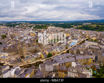 Vista panoramica da fuco sul centro della città Lugo. La Galizia. Spagna Foto Stock