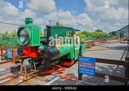 La Monorotaia Lartigue in Listowel, nella contea di Kerry, Repubblica di Irlanda, è un unico sistema ferroviario costruito dal francese Charles Lartigue. Foto Stock