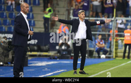 GENK, Belgio - 23 agosto: Felice Mazzu, head coach della KRC Genk, durante la Jupiler Pro League Match Day 5 tra KRC Genk e RSC Anderlecht il 23 agosto 2019 a Genk, in Belgio. (Foto di Vincent Van Doornick/Isosport) Foto Stock