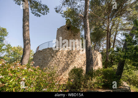 Moulin Cezanne, Cezanne mill, Montagne Sainte-Victoire, Route Cezanne, Provenza, Francia Foto Stock