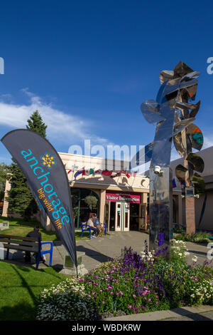 Visitare Anchorage Information Center si trova all' angolo della Quarta Avenue e F Street nel centro cittadino di Anchorage in Alaska,. Foto Stock