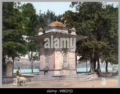 Fontana, Costantinopoli, Turchia Abstract/medio: 1 photomechanical print : photochrom, colore. Foto Stock