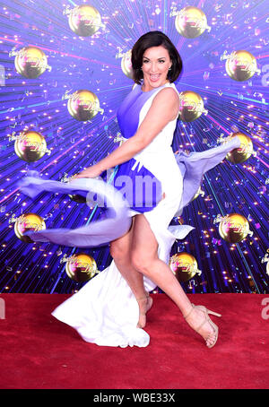 Shirley Ballas arrivando al tappeto rosso lancio di Strictly Come Dancing 2019, tenutosi presso il centro televisivo della BBC a Londra, Regno Unito. Foto Stock