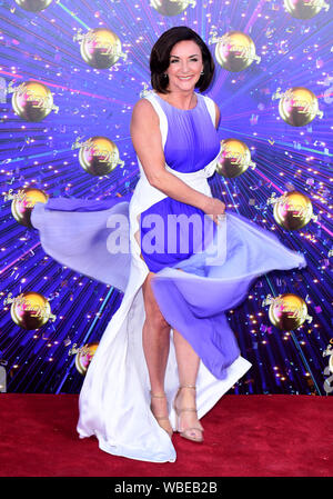 Shirley Ballas arrivando al tappeto rosso lancio di Strictly Come Dancing 2019, tenutosi presso il centro televisivo della BBC a Londra, Regno Unito. Foto Stock