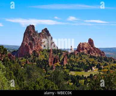 L'insolita e drammatica giardino roccioso del Giardino degli dèi Park in Colorado Springs Foto Stock