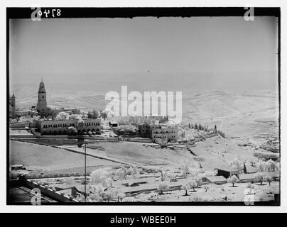 Dalla torre Y.M.C.A. guardando ad est che mostra Hinnon [cioè Hinnom] Valley, Dead Sea & m. [Cioè, montagne] di Moab Abstract/medio: G. Eric e Edith Matson Collezione fotografica Foto Stock