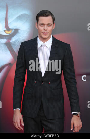 Westwood, ca. 26 Ago, 2019. Bill Skarsgård, a Premiere della Warner Bros Foto' 'IT Capitolo Due' al Regency Village Theatre di Westwood, la California il 26 agosto 2019. Credito: Faye Sadou/media/punzone Alamy Live News Foto Stock