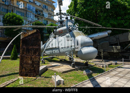 VARNA, Bulgaria - 26 giugno 2019: Museo Navale. Il navale sovietica elicottero Kamov Ka-25 (codice Nato: ormone). Foto Stock