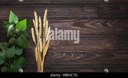 Prodotto naturale, orecchie, campo di grano, frumento segala, campo spikelets, frumento spikelets, papavero, mature di frumento, retrò, sfondo tabella, frumento spikelets, miele Foto Stock