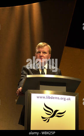 Libdem al Rally Meadowbank, Edimburgo stasera ( Martedì 29/5/01) il quale è stato affrontato da leader Charles Kennedy, MP. Foto Stock