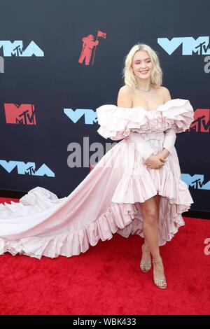 Zara Larsson assiste il 2019 MTV Video Music Awards, VMAs, at Prudential Center a Newark, New Jersey, USA, il 26 agosto 2019. | Utilizzo di tutto il mondo Foto Stock