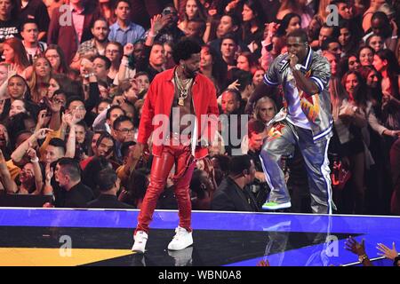 NEWARK, NJ - 26 agosto: ASAP Ferg e Big Sean assiste gli MTV Video Music Awards presso il Centro Prudential su agosto 26, 2019 a Newark, New Jersey. Foto: imageSPACE /MediaPunch Foto Stock