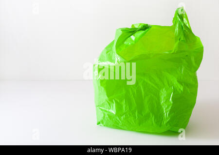 Monouso sacchetto di plastica, il riciclaggio dei rifiuti, questioni ambientali Foto Stock