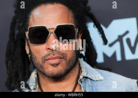 Newark, Stati Uniti d'America. Il 27 agosto, 2019. Lenny Kravitz assiste il 2019 Video MTV Video Music Awards tenutosi presso il Prudential Center a Newark, NJ Credito: SOPA Immagini limitata/Alamy Live News Foto Stock