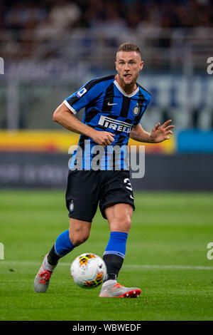 Milano Skriniar (Inter) durante l'italiano 'Serie A' match tra Inter 4-0 Lecce a Giuseppe Meazza il 26 agosto 2019 a Milano (Italia). Credito: Maurizio Borsari/AFLO/Alamy Live News Foto Stock