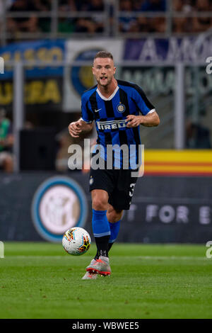 Milano Skriniar (Inter) durante l'italiano 'Serie A' match tra Inter 4-0 Lecce a Giuseppe Meazza il 26 agosto 2019 a Milano (Italia). Credito: Maurizio Borsari/AFLO/Alamy Live News Foto Stock