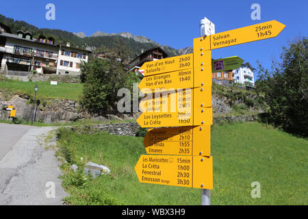 Salvan. Suisse. / Salvan. La Svizzera. Foto Stock