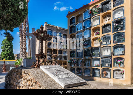 Cementeri Les Corts di Barcellona, in Catalogna, Spagna. Foto Stock