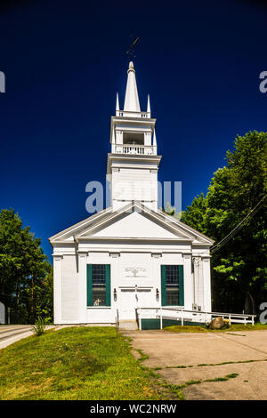 Andover Chiesa congregazionale Oriente Andover villaggio centro storico distretto   Andover, New Hampshire, STATI UNITI D'AMERICA Foto Stock