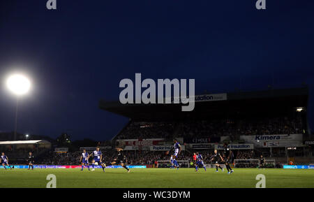 Vista generale di azione sul campo durante il Carabao Cup seconda partita presso il Memorial Stadium, Bristol. Foto Stock