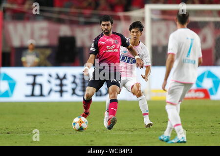 Osaka, Giappone. 11 Ago, 2019. Bruno Mendes (Cerezo) Calcio/Calcetto : Giapponese '2019 Meiji Yasuda J1 League" corrispondono tra Cerezo Osaka 1-2 Sagan Tosu a Yanmar Stadium Nagai di Osaka in Giappone . Credito: Mutsu Kawamori/AFLO/Alamy Live News Foto Stock