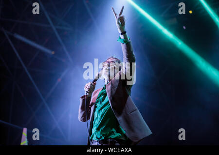 2019, 25 agosto torino, Italia Jarvis Cocker, cantante della banda di pasta, suona dal vivo il suo personale show Jarv è Foto Stock