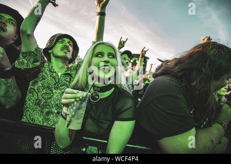 Copenhagen, Danimarca. 21st, Giugno 2019. Entusiastico heavy metal tifosi e i frequentatori del festival assistere ad un'altra edizione del popolare metal festival Copenhell in Copenhagen. (Photo credit: Gonzales foto - Nikolaj Bransholm). Foto Stock