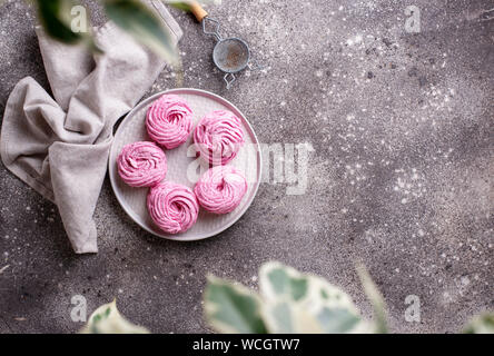 Viola berry dolce marshmellow fatti in casa Foto Stock
