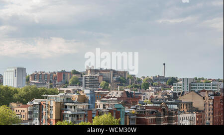 Vista su tutta la città dal tetto di St Mary Redcliffe, Bristol, Regno Unito Foto Stock