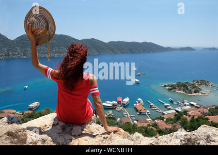 Simena è in realtà l antico nome di Lycian per esso. In turco, è noto come Kalekoy che si traduce in "Castello Village". Foto Stock