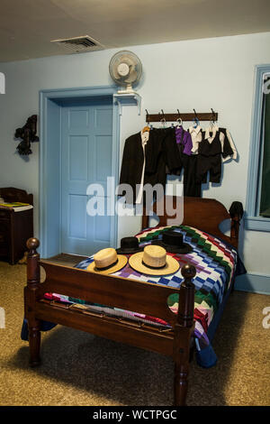 Casa tedesca Amish e Homestead, Lancaster County, PA immagini Pennsylvania, USA, Stati Uniti, vintage camera da letto, abbigliamento casa vecchio stile camera da letto vintage Foto Stock