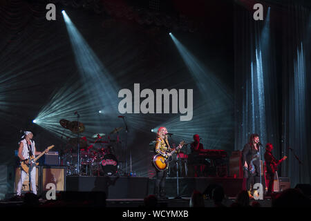 Agosto 27, 2019, Chula Vista, California, U.S: il rock band cuore suona dal vivo sul palco durante il loro amore vivo Tour a North Island Credit Union anfiteatro. (Credito Immagine: © KC Alfred/ZUMA filo) Foto Stock